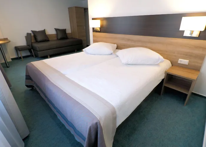 Hotel Goldener Hirsch *