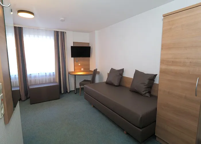 Goldener Hirsch * Mosbach (Neckar-Odenwald)